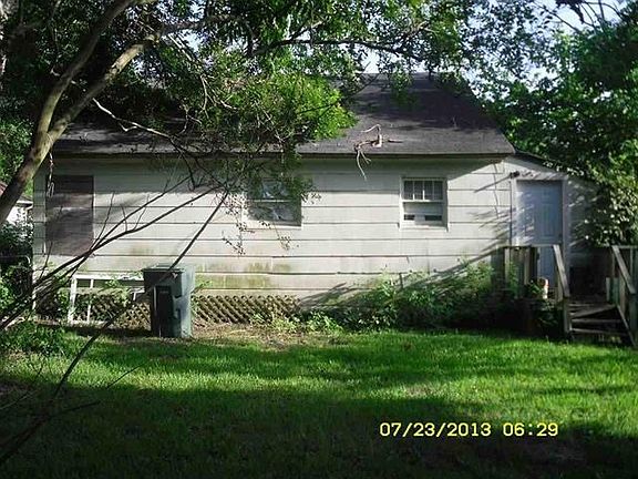 4th image of 475 E Church St