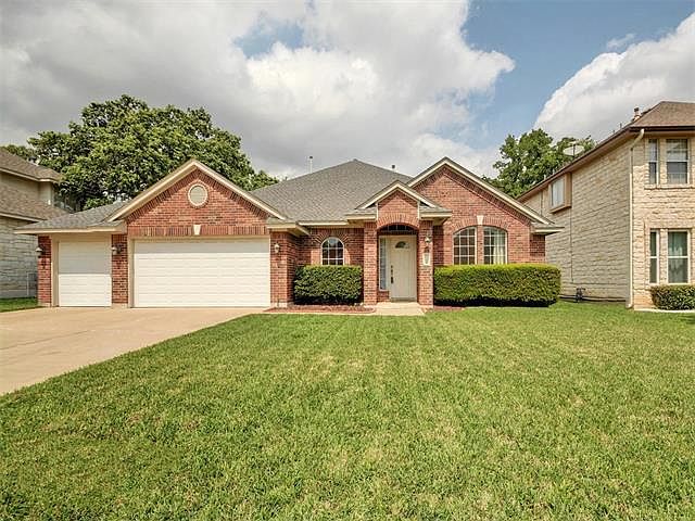 1st image of 1509 Foster Dr