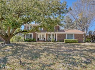 657 Windemere Rd, Wilmington, NC 28405