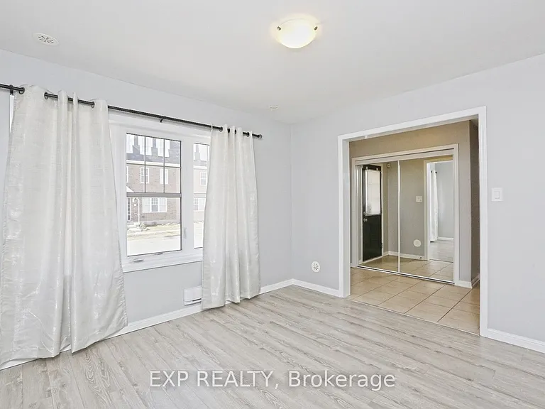 11 Crossbill Rd — Photo 7