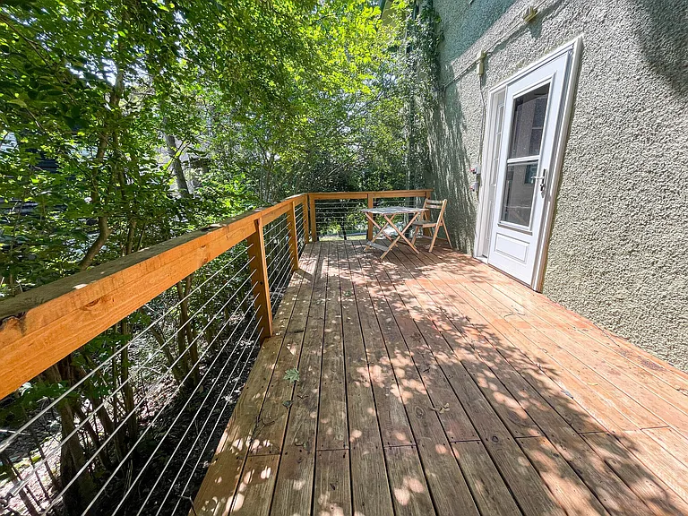 103 Spring Ln — Photo 4