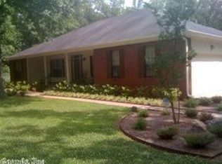 7209 Seredynski Rd, N Little Rock, AR 72118