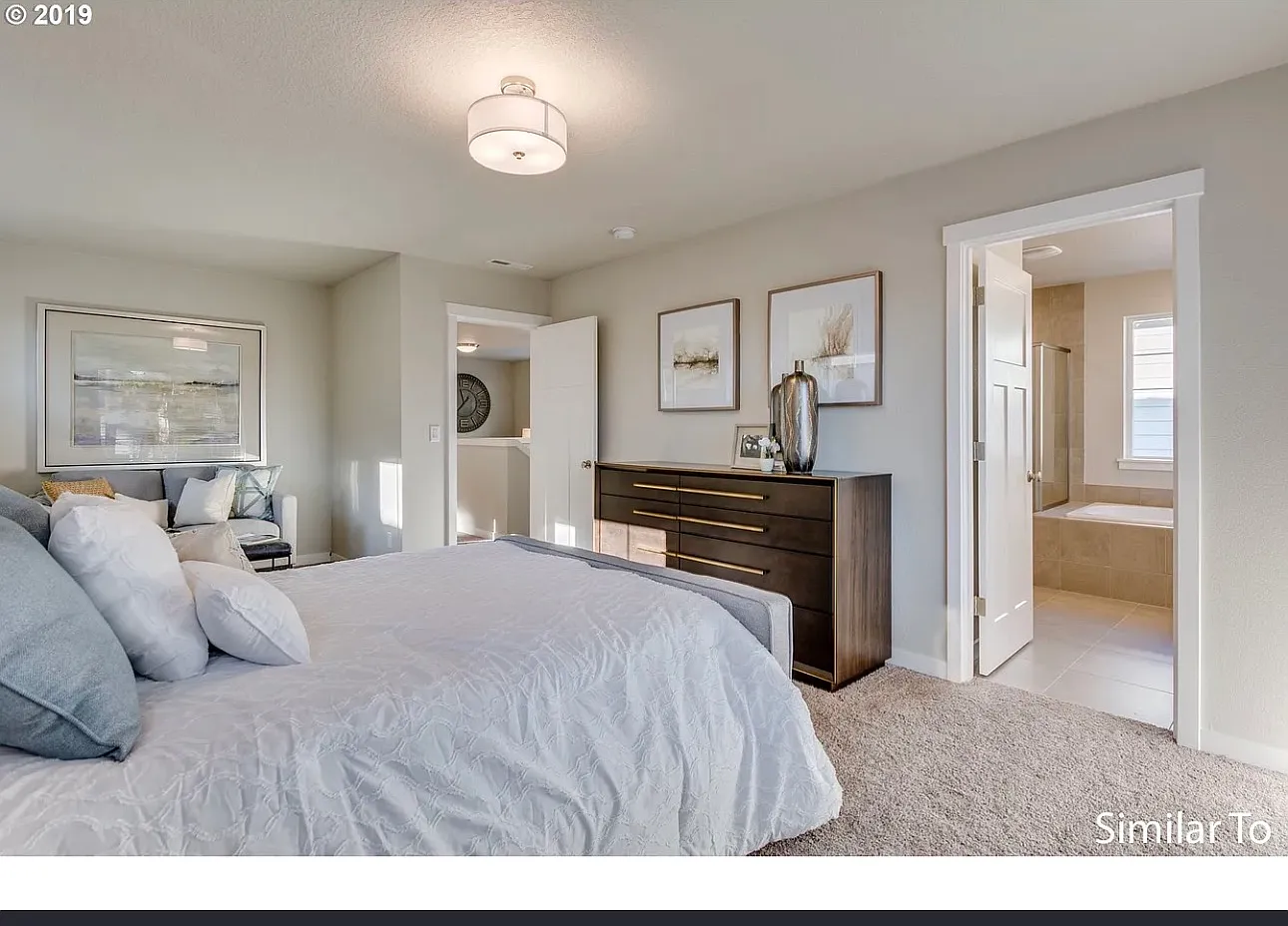 4 bed, 2.5 bath, 2027 sqft, $2,900 — Photo 2