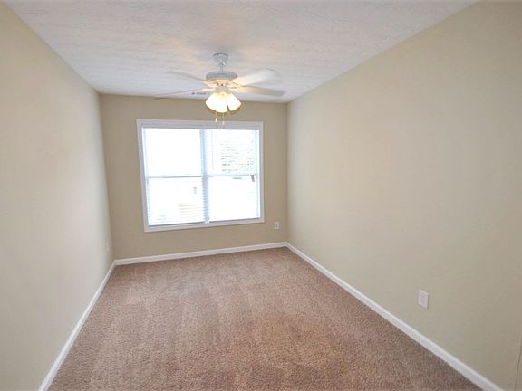 5th image of 4594 Windale Dr