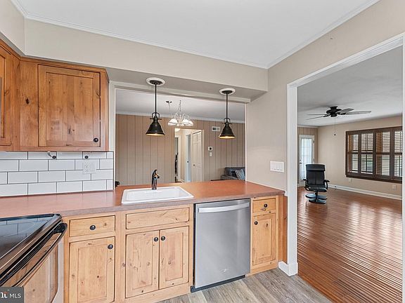 2nd image of 3408 Neils Ct