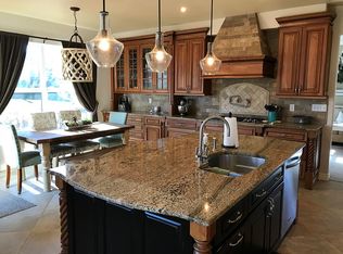 586 Sugarfoot St, Castle Pines, CO 80108