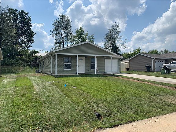 3rd image of 179 Southview Dr
