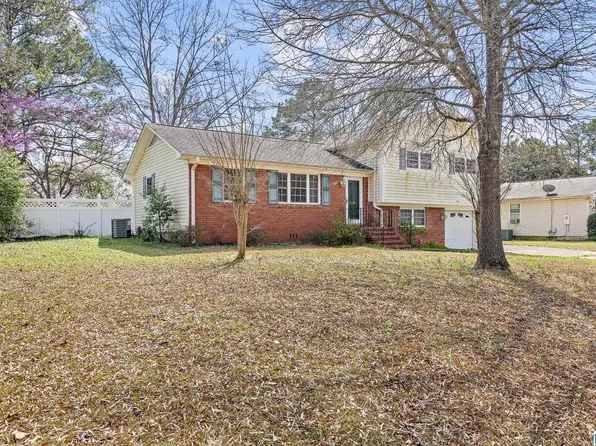 509 Overhill Dr, Pelham, AL 35124