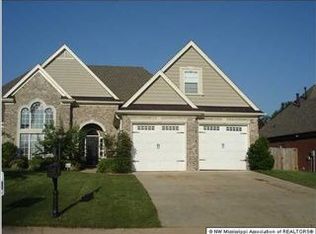 3258 Saint Augustine Cv S, Southaven, MS 38672