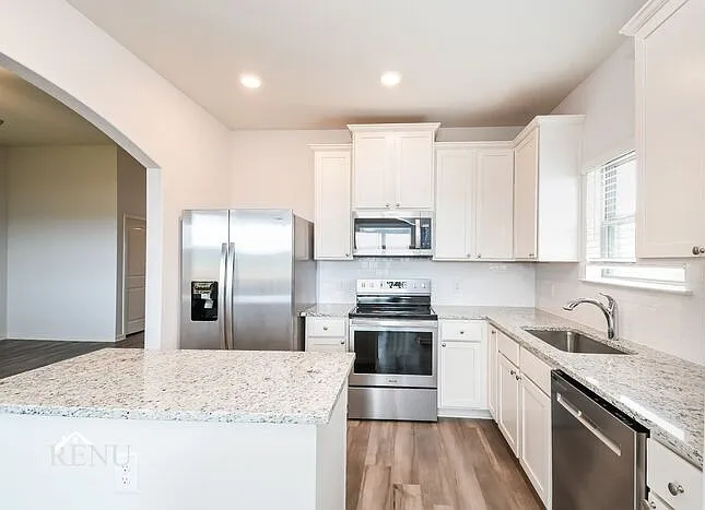 1017 Wheatfield Ln — Photo 6