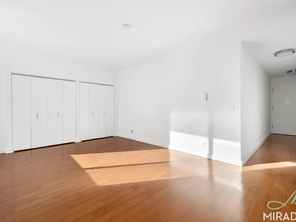 80 Dekalb Avenue image 5 of 22