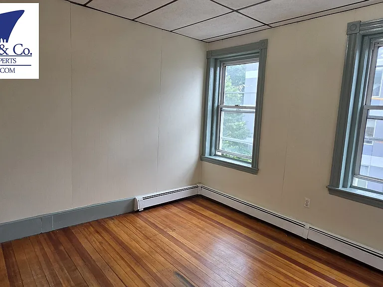174 Gove St #3 — Photo 13