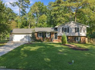 1512 Brooklyn Rd, Apex, NC 27502