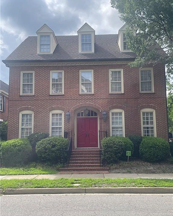 1st image of 625 Mowbray Arch