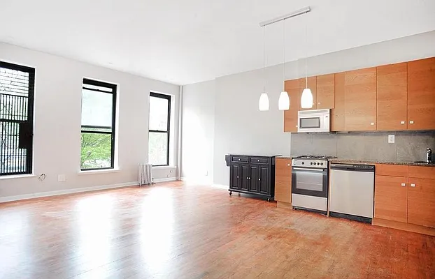 Rented by Mirador Real Estate | media 8