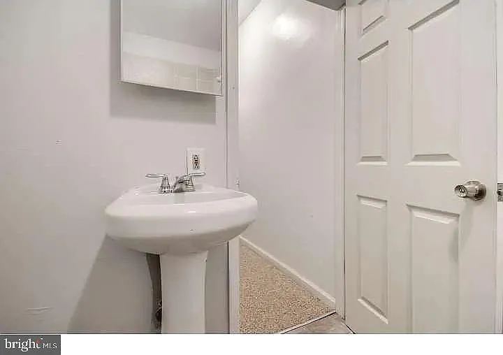 2002 E York St #1 — Photo 11