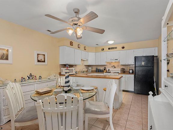 2nd image of 414 Wesley Ave APT 103