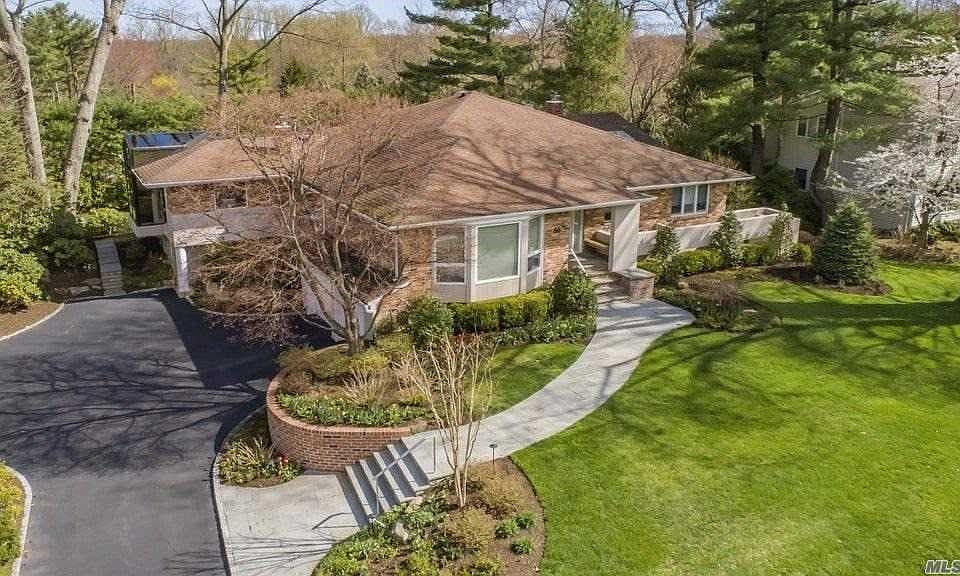 1st image of 66 Finch Dr
