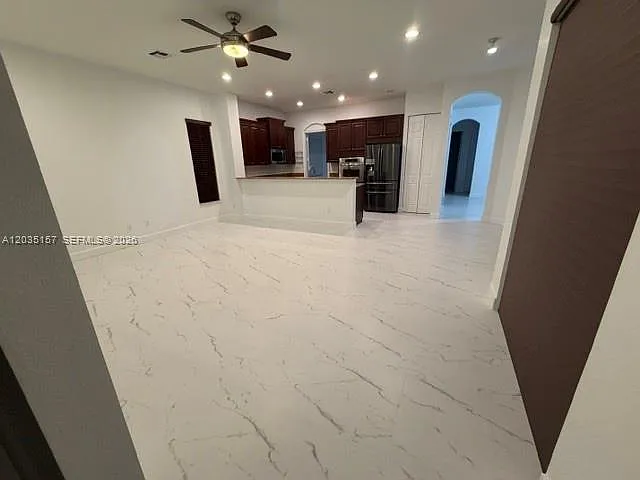 8711 NW 41st St — Photo 6