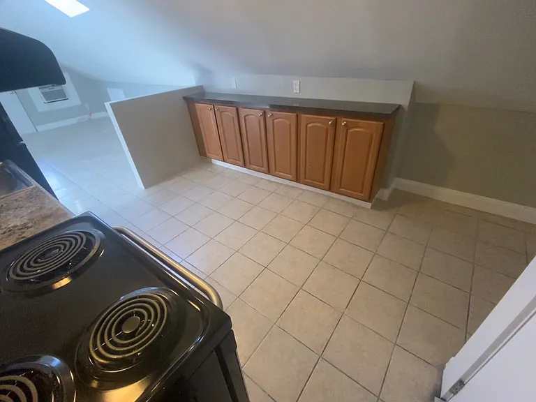6R Salem St #7 — Photo 5