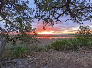 82 Old Oyster Factory Rd, Beaufort, SC 29906