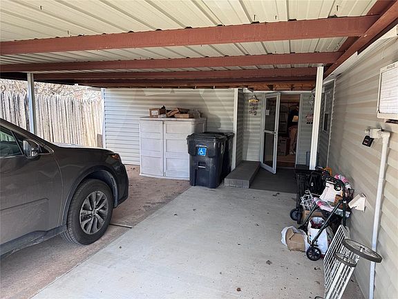 2nd image of 6609 NW 35th St