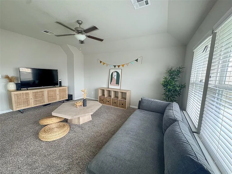 4217 Dawn Lorraine Dr — Photo 15