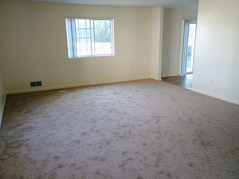 8936 Sheridan Rd #19 — Photo 6