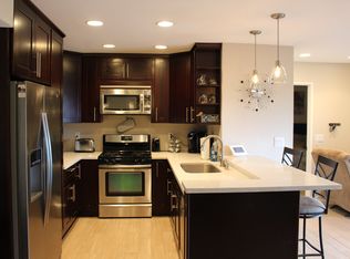 24439 Leonard Tree Ln UNIT 102, Santa Clarita, CA 91321