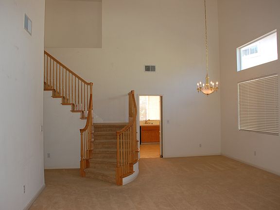Formal Dining Rm Area