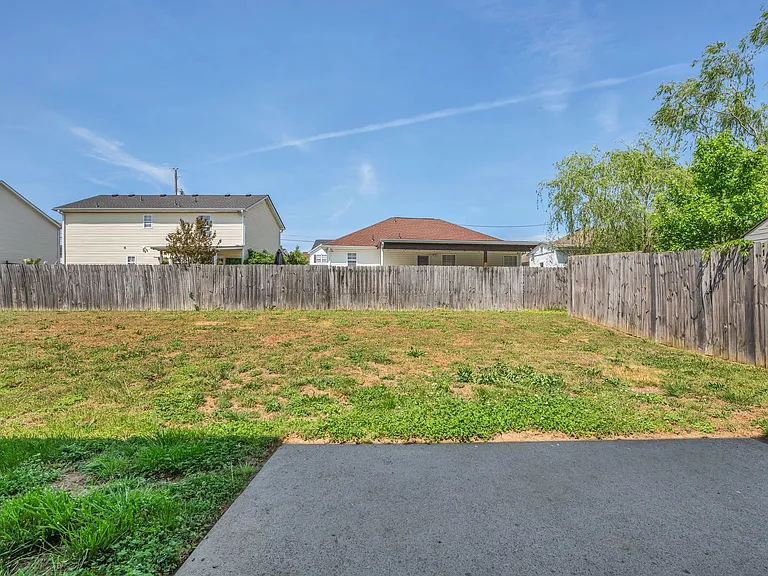 1036 Cheryl Ln — Photo 27