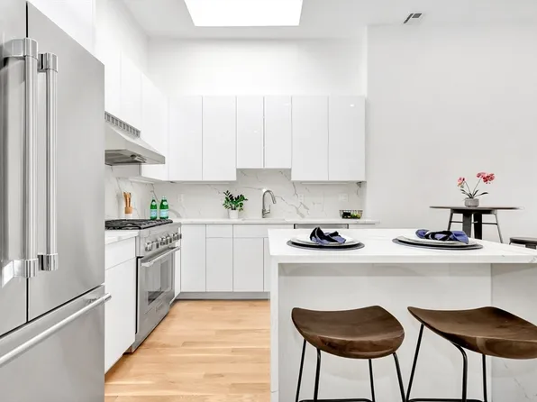 311-315 Washington St #3, Brighton, MA 02135