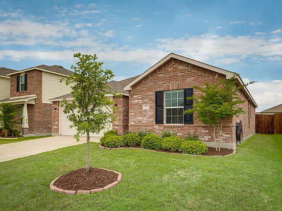 2nd image of 119 Abelia Dr