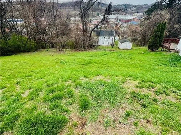 126 Vine St, Canonsburg, PA 15317