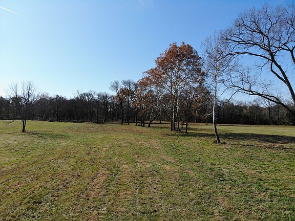 3rd image of 2061 Wilson Pike Lot 2