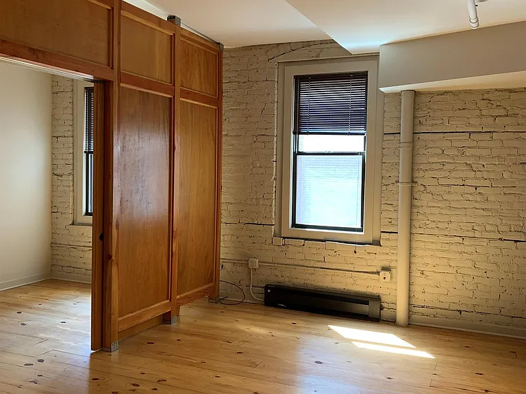 1512 Walnut Street — Photo 8