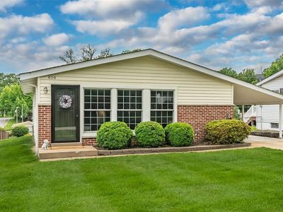 616 Acorn Dr, Saint Louis, MO, 63126