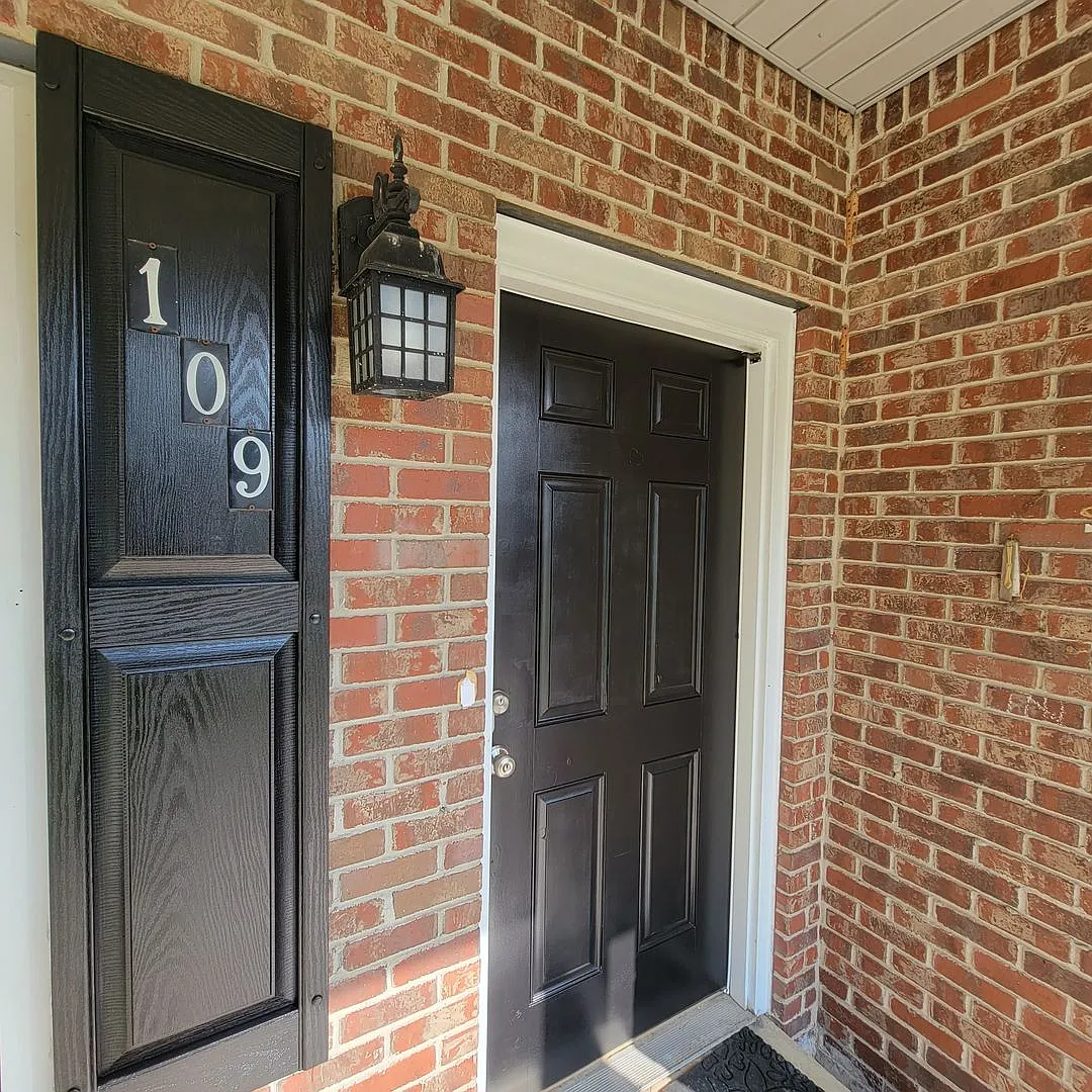 Building Photo - 109 Eastgate Cir