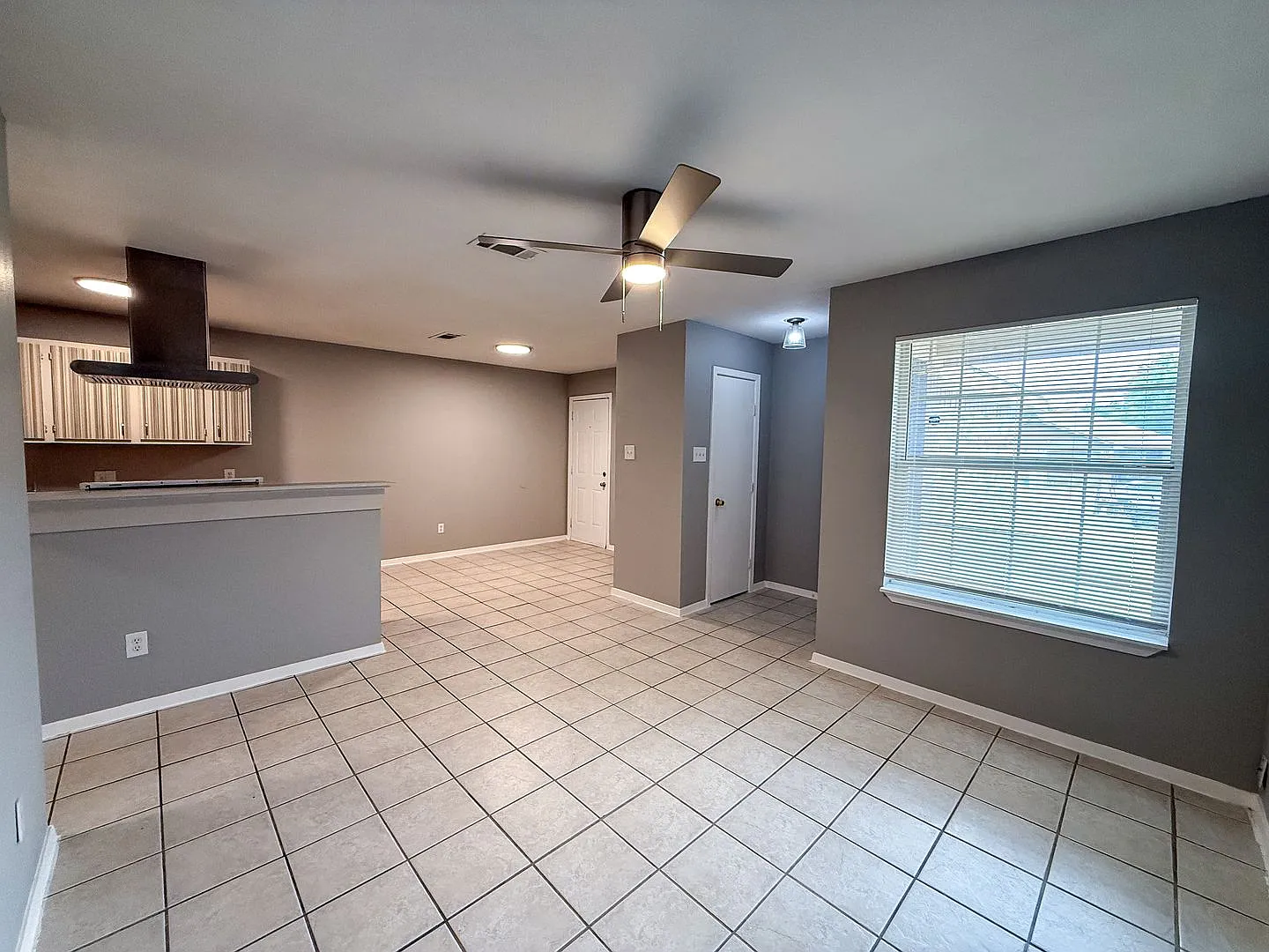 1906 San Rafeal St, Fort Worth, TX 76134 — Photo 3