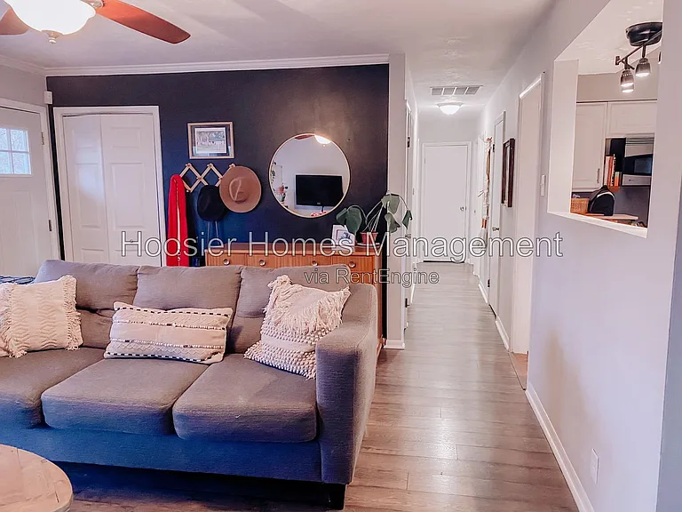10818 Broadway St — Photo 10