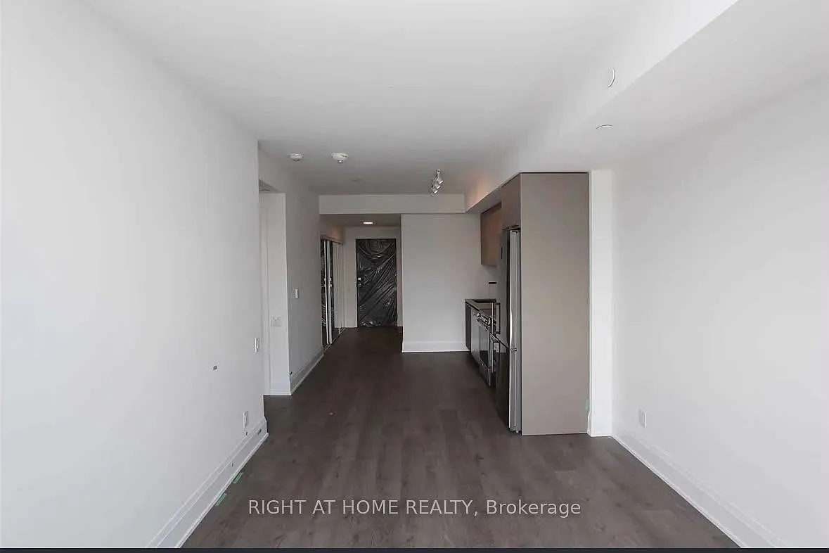 1 bed, $2,500 — Photo 4