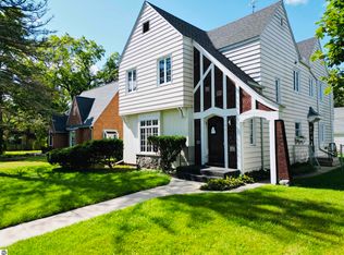 706 S Arnold St, Mount Pleasant, MI 48858