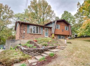 5328 Seminary Rd, Alton, IL 62002