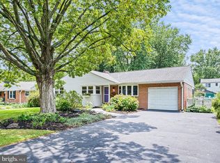 207 Sunset Rd, Newark, DE 19711