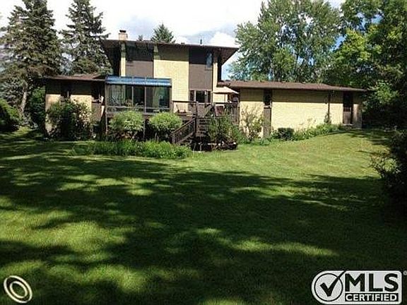 4th image of 19832 White Oaks Dr