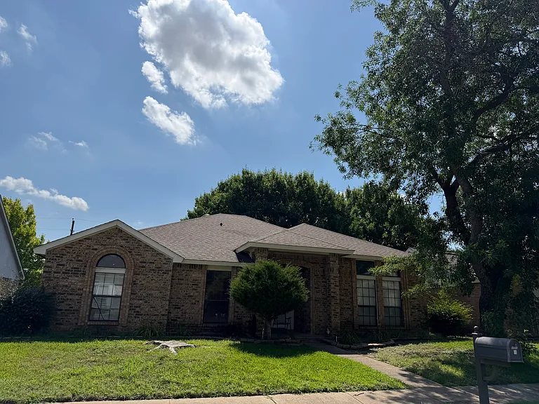 3709 Seville Ln — Photo 1