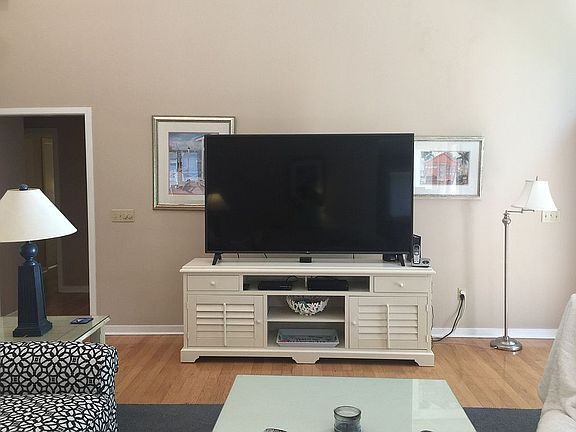 2nd image of 34 Wisteria Ln
