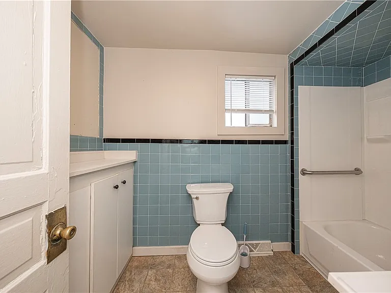 1067 Cleveland Ave — Photo 22