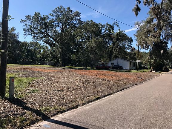 4th image of 610 Mason Ave