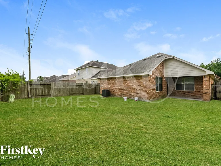 20014 Shumaring Dr — Photo 15
